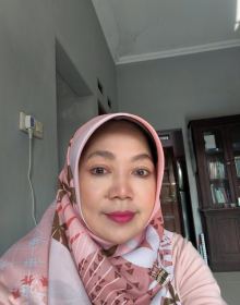 Dr Widi Hariyanti, SE , M.Si , CATr , CTT